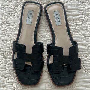 Steven By Steve Madden Black Minimalist Sandals